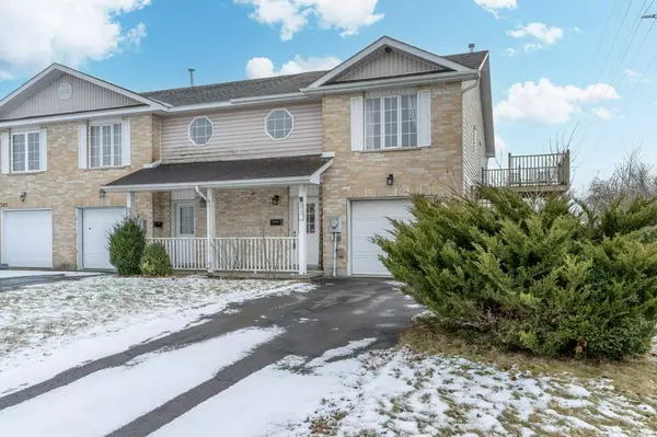 Kingston, ON K7M 8Y1,513 Farnham CT