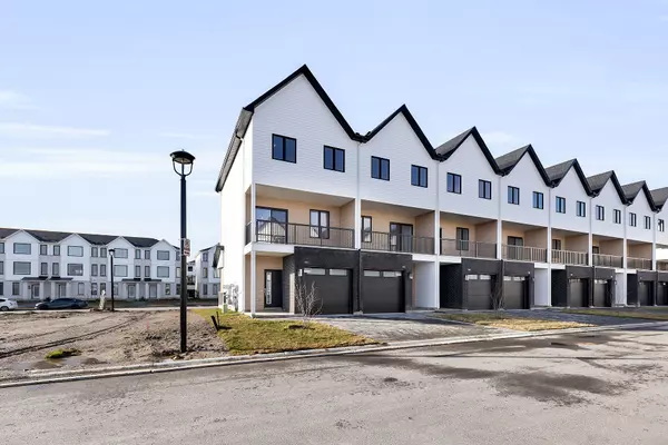 London, ON N6G 3P2,1595 Capri CRES #48