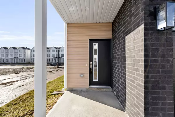 London, ON N6G 3P2,1595 Capri CRES #48