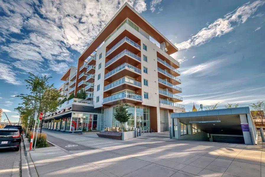 8445 Broadcast AVE Southwest #313, Calgary, AB T3H 6B6