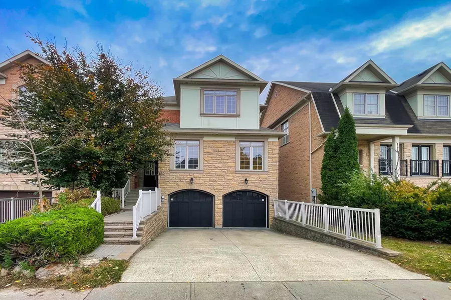 159 Towngate DR, Vaughan, ON L4J 8J5