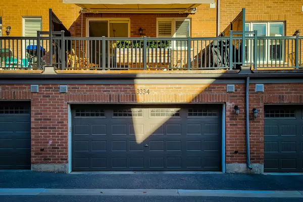 Oakville, ON L6M 1S3,3334 Erasmum ST