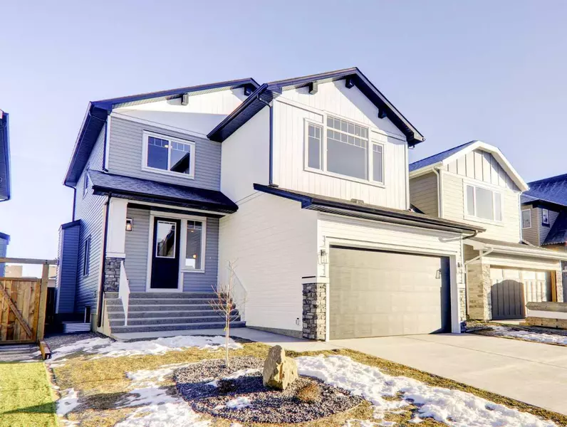 151 Cougartown Close Southwest, Calgary, AB T3H 0B1