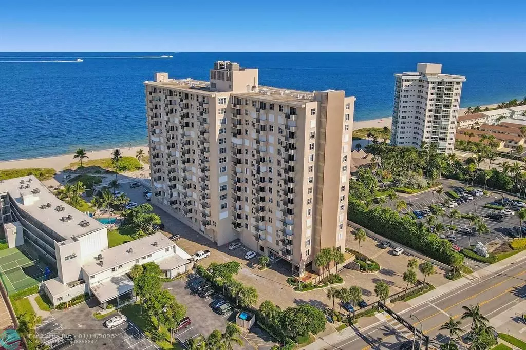 Lauderdale By The Sea, FL 33062,2000 S Ocean Blvd  #2B