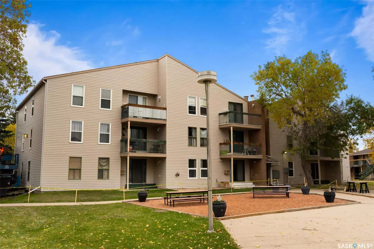 Regina, SK S4T 7J8,34 Nollet AVENUE #101