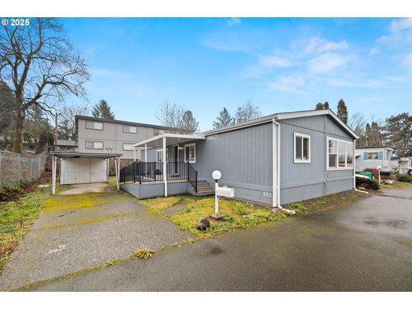 Gresham, OR 97030,21016 SE STARK ST #62