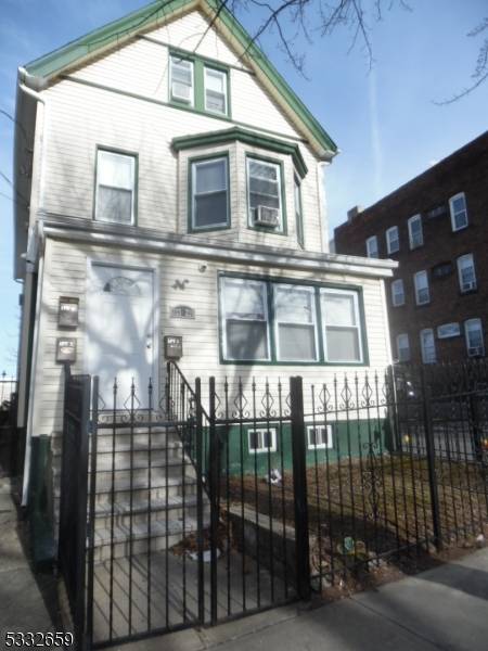 233 Berkeley Ave, Newark City, NJ 07107