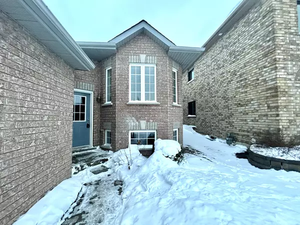 Barrie, ON L4M 6Y8,140 Monique CRES #Lower