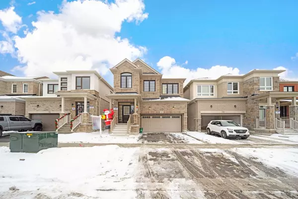 52 Gemini DR, Barrie, ON L8J 0C3