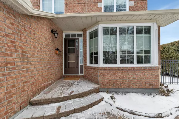 Kanata, ON K2M 2N5,38 Birchfield AVE