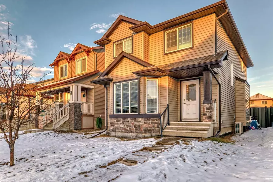 4 Saddlebrook CIR NE, Calgary, AB T3J 0K1