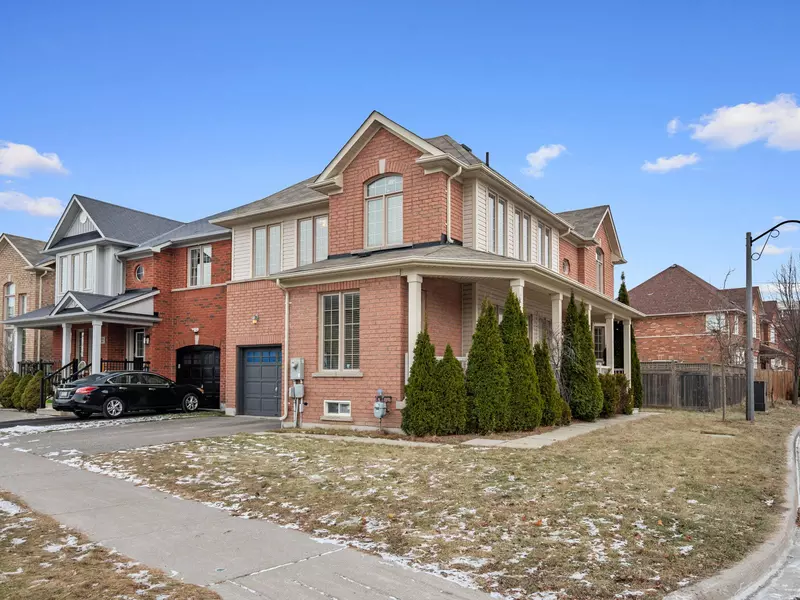 124 Evershot CRES, Markham, ON L6E 2C4