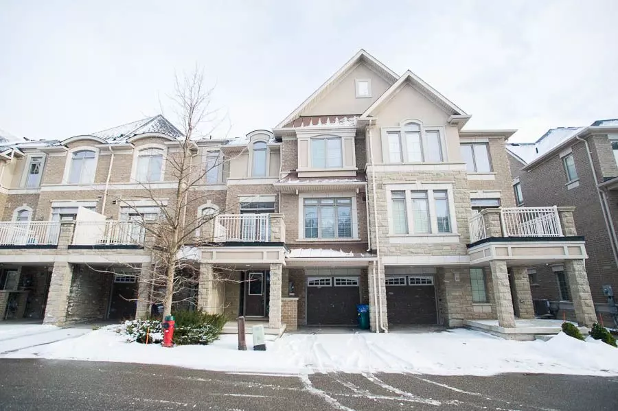 2435 Greenwich DR #11, Oakville, ON L6M 0S4