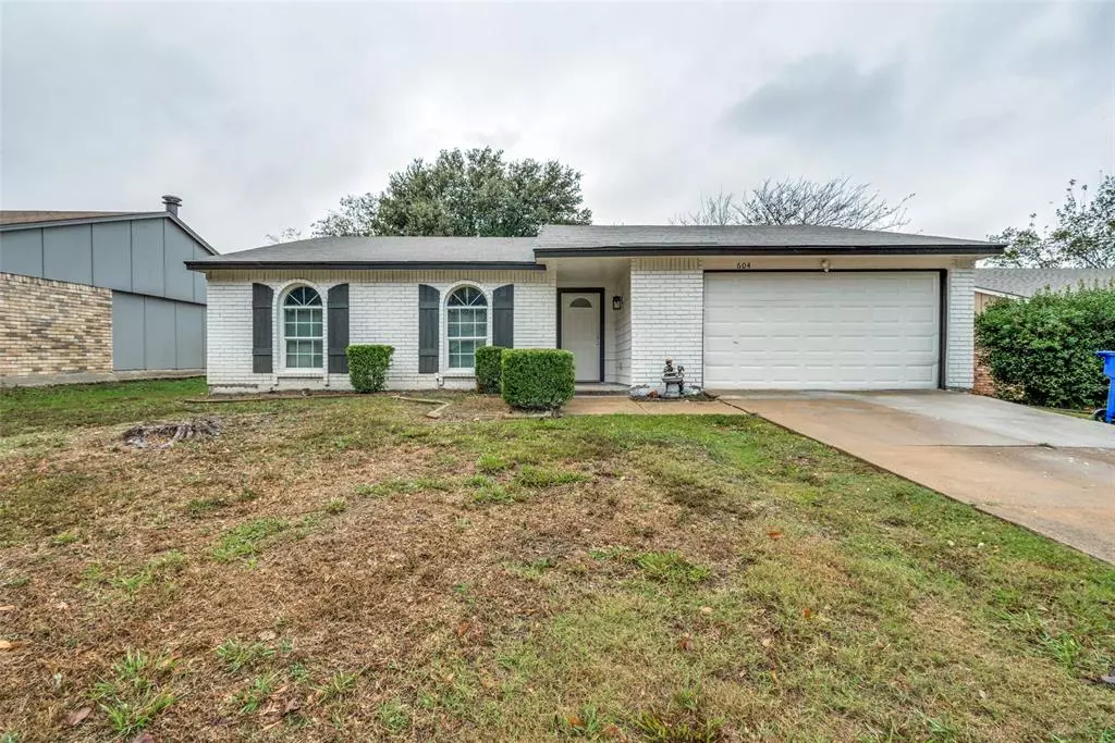 Mansfield, TX 76063,604 S Willow Street