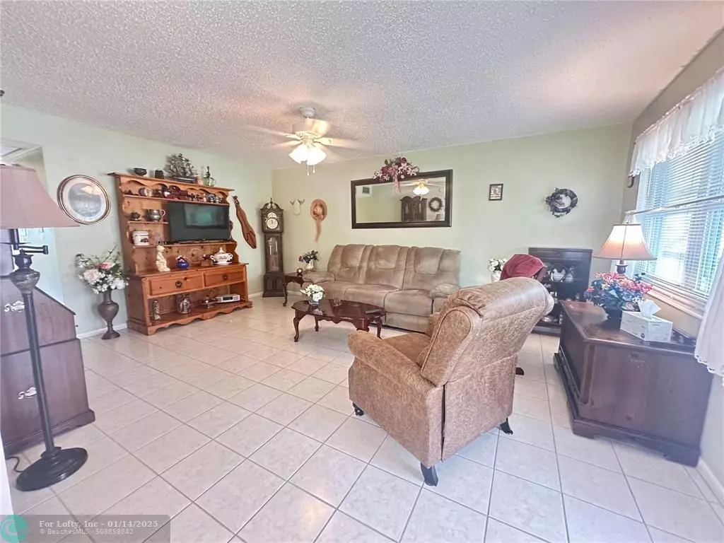 Deerfield Beach, FL 33442,232 Durham E  #232