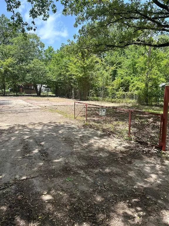 West Tawakoni, TX 75474,113 Seagrove Lane