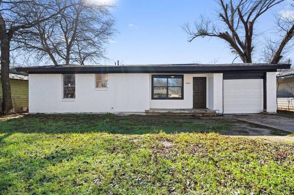 5564 Burton Avenue, Fort Worth, TX 76119