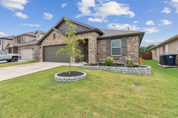 Denton, TX 76207,2404 Briarhurst Court