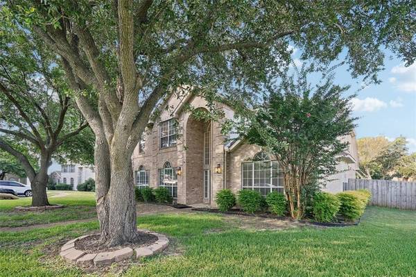 5201 Orlando Circle, Rowlett, TX 75088