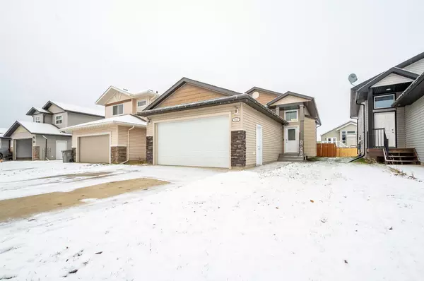 8822 73 AVE,  Grande Prairie,  AB T8X 0H6