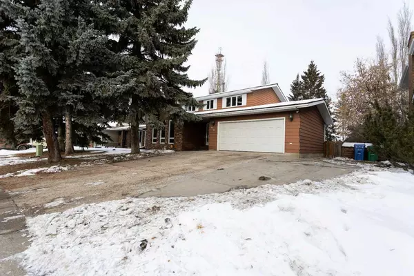 44 Hill CRES,  Red Deer,  AB T4N 6G4