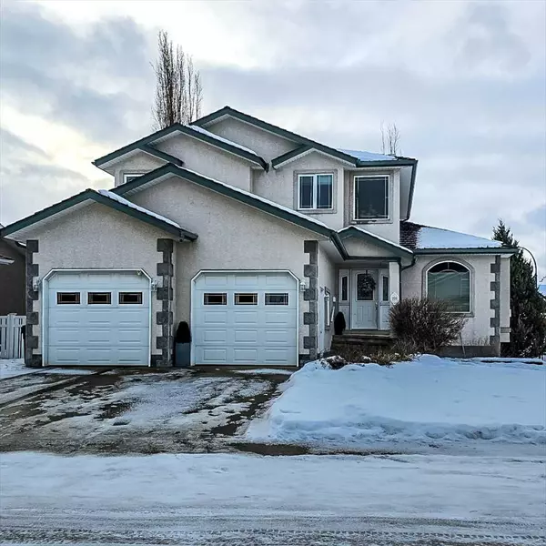 155 Alexander CRES, Red Deer, AB T4R 2R7