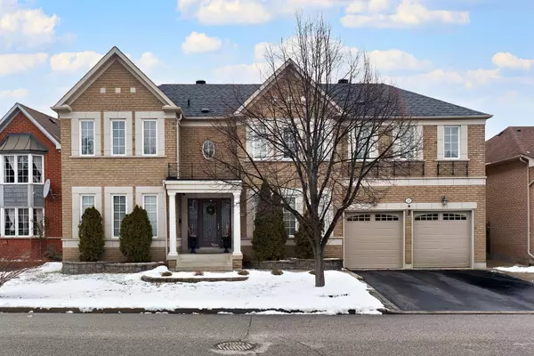 22 Westacott CRES N, Ajax, ON L1T 4H7