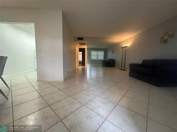 Deerfield Beach, FL 33442,1043 Durham B  #1043