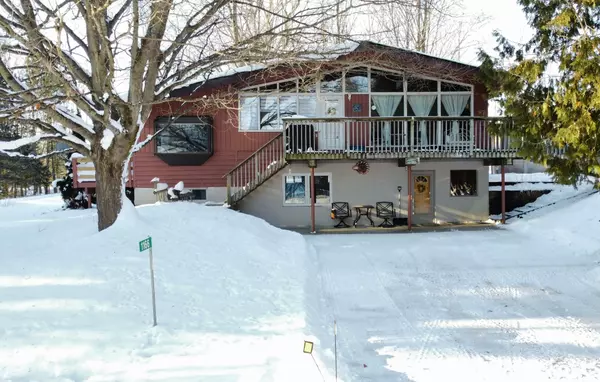 1166 Gill RD, Springwater, ON L9X 0K2