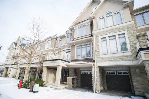 Oakville, ON L6M 0S4,2435 Greenwich DR #11