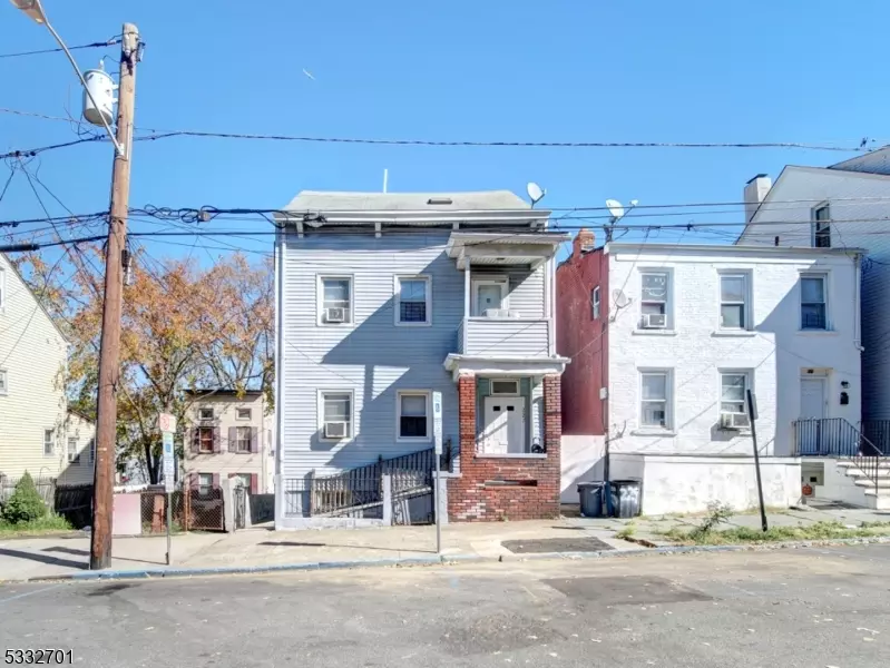 227 Mill St, Paterson City, NJ 07501