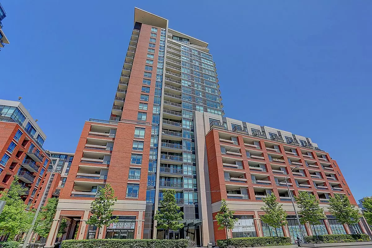 Toronto W04, ON M6A 0B1,800 Lawrence AVE W #1723