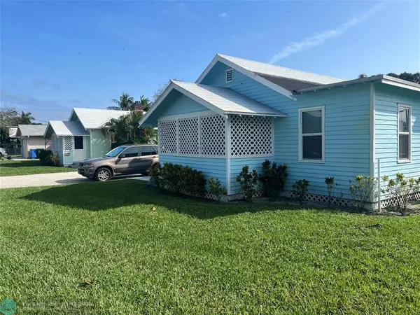 Oakland Park, FL 33334,1338 NE 35th St