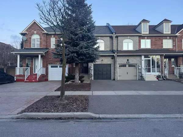 Vaughan, ON L4L 9H1,25 Foxchase AVE W #Upper