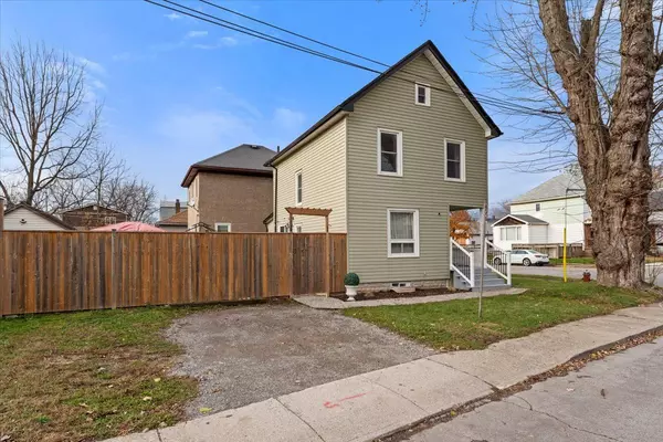 Niagara, ON L3B 3S1,23 John ST