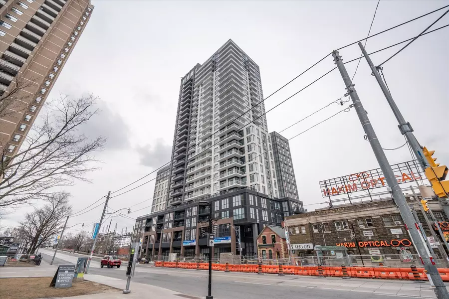 286 Main ST #1802, Toronto E02, ON M4C 4X5