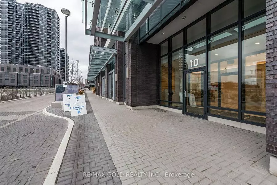 10 Gibbs ST #621, Toronto W08, ON M9B 6L6