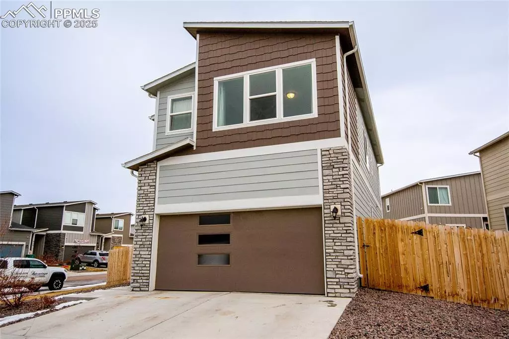 Colorado Springs, CO 80925,11116 Murrelet DR