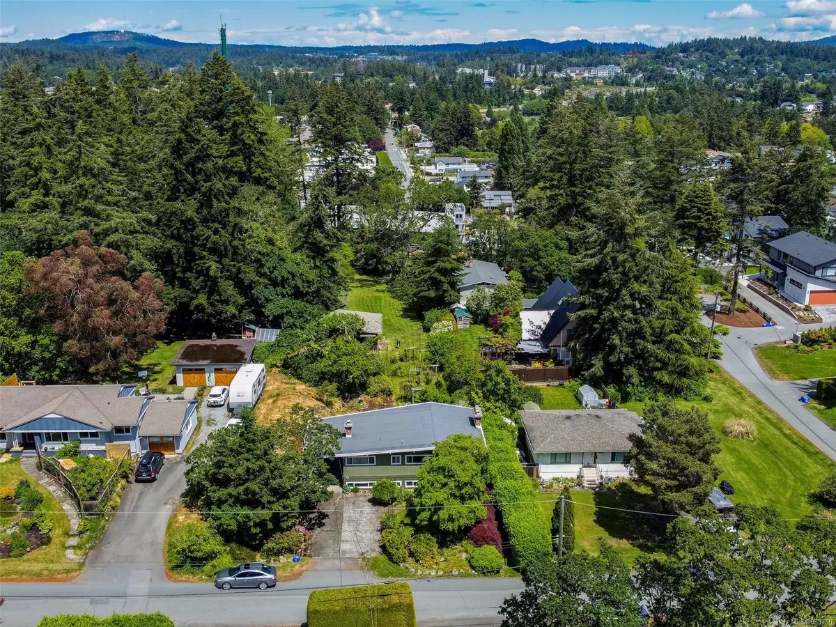 View Royal, BC V9B 1C8,512 Prince Robert Dr