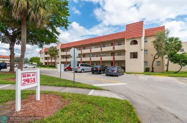 2951 E Sunrise Lakes Dr  #211, Sunrise, FL 33322