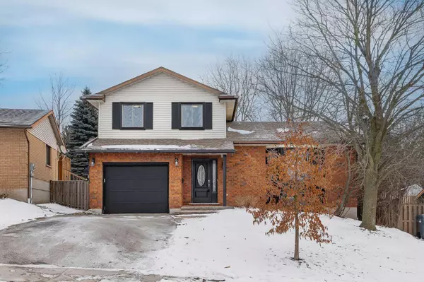 17 Dunhill CRES, Guelph, ON N1H 8A3