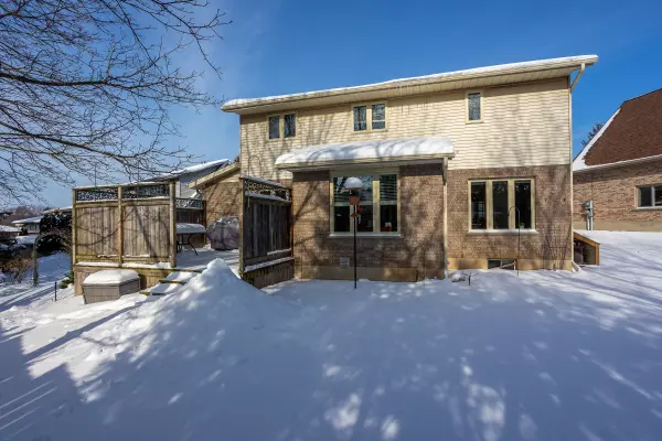 Owen Sound, ON N4K 6S8,433 8th Avenue A East AVE E