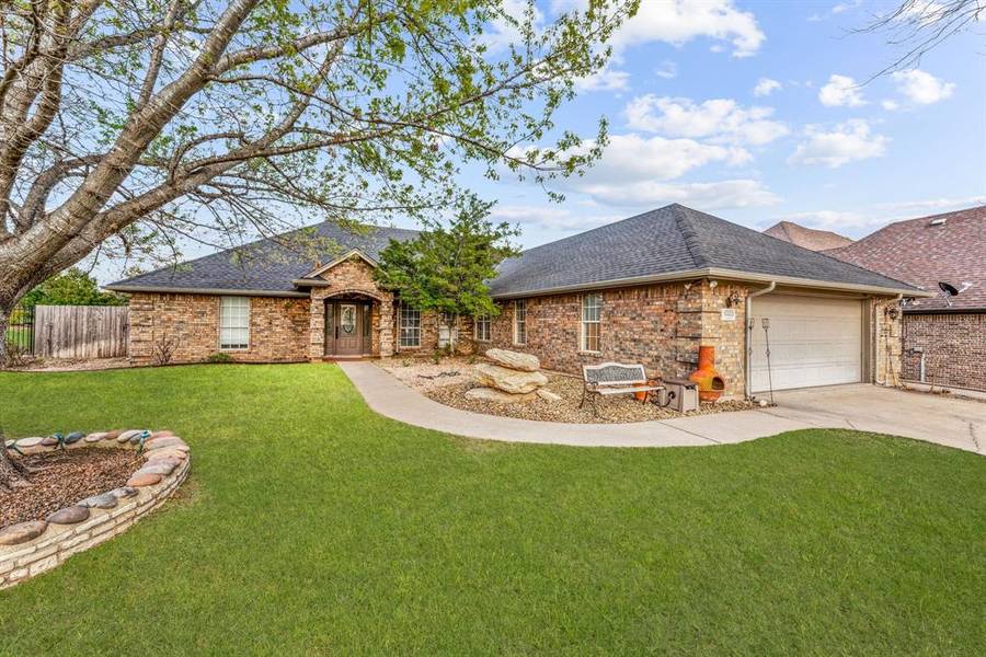 6325 Sonora Drive, Granbury, TX 76049