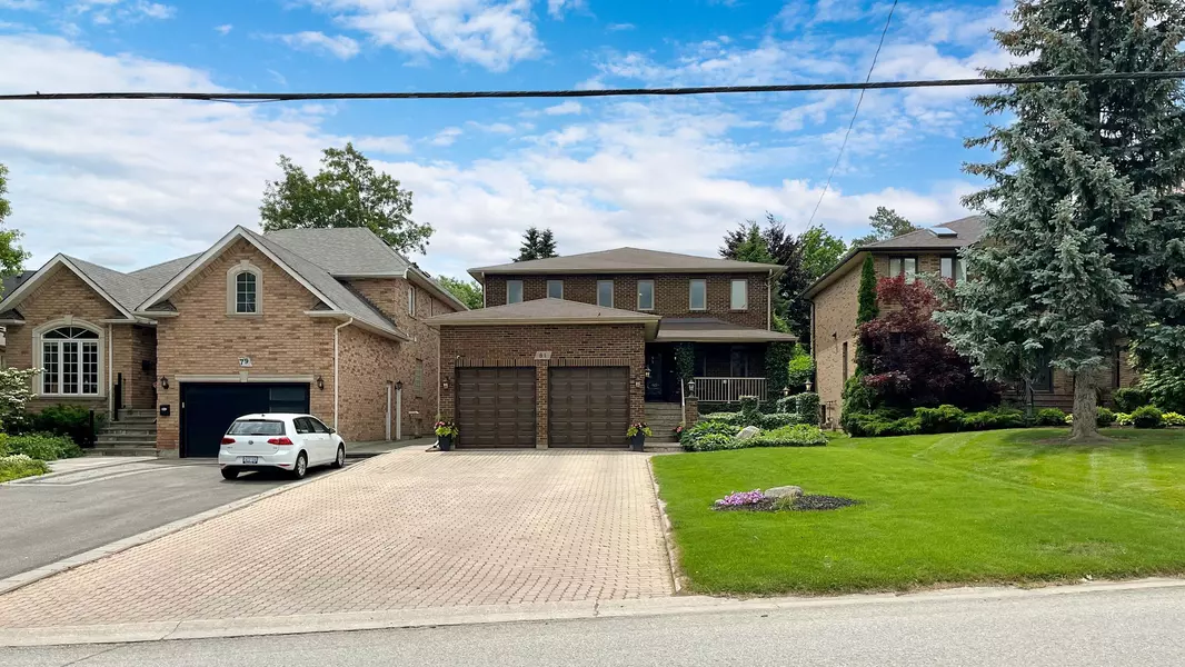 81 Garden AVE, Richmond Hill, ON L4C 6L6