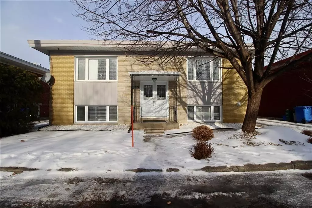 Vanier And Kingsview Park, ON K1L 5Y6,89 CARILLON ST #A