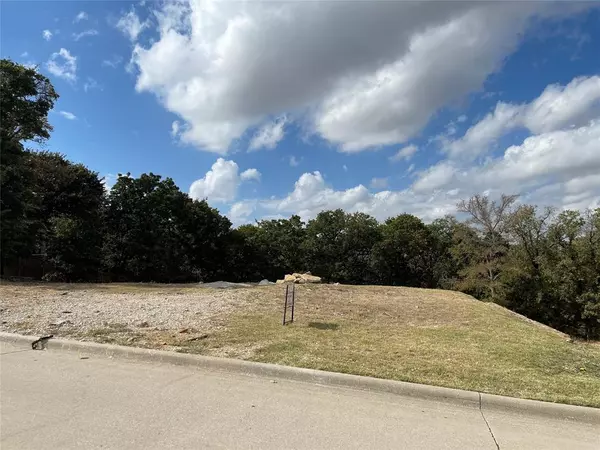 Keller, TX 76248,1600 Emerald Knoll Drive