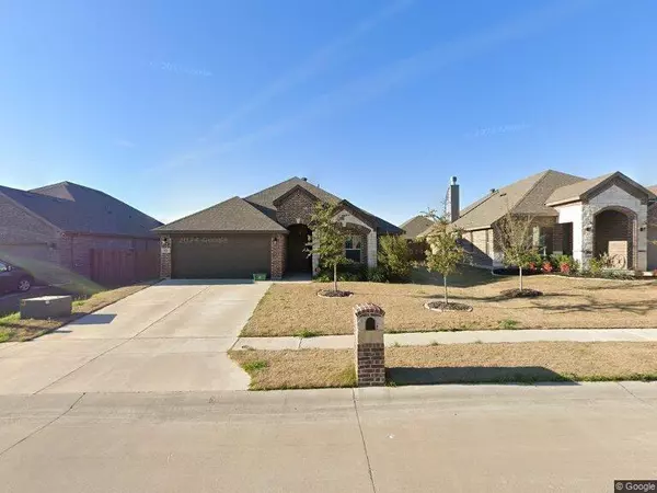 211 Buckskin Drive, Waxahachie, TX 75167