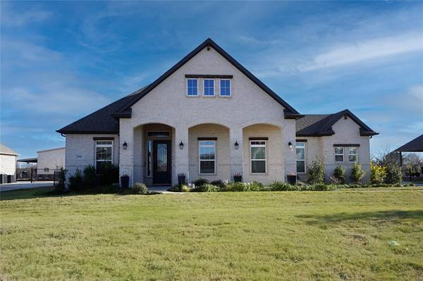 1916 Gentle Springs, Joshua, TX 76058