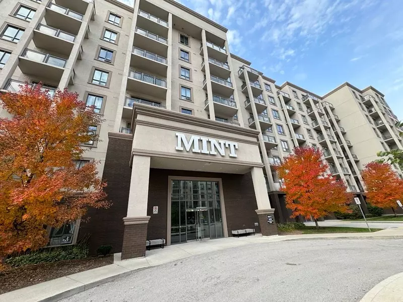 2490 Old Bronte RD #712, Oakville, ON L6M 0Y5