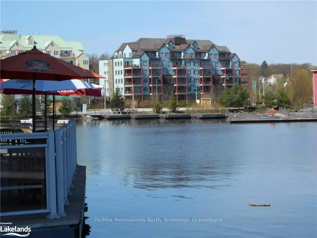 Muskoka, ON P1P 1Z9,130 Steamship Bay RD #208